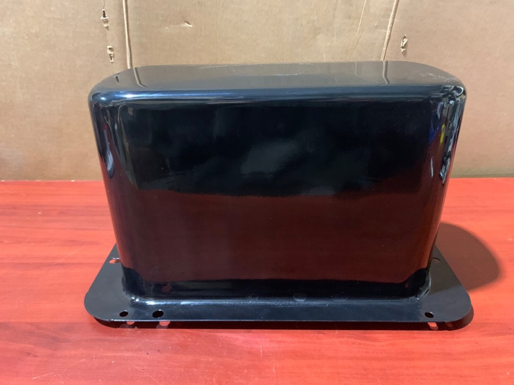 Rear Floor Storage Compartment and Lid