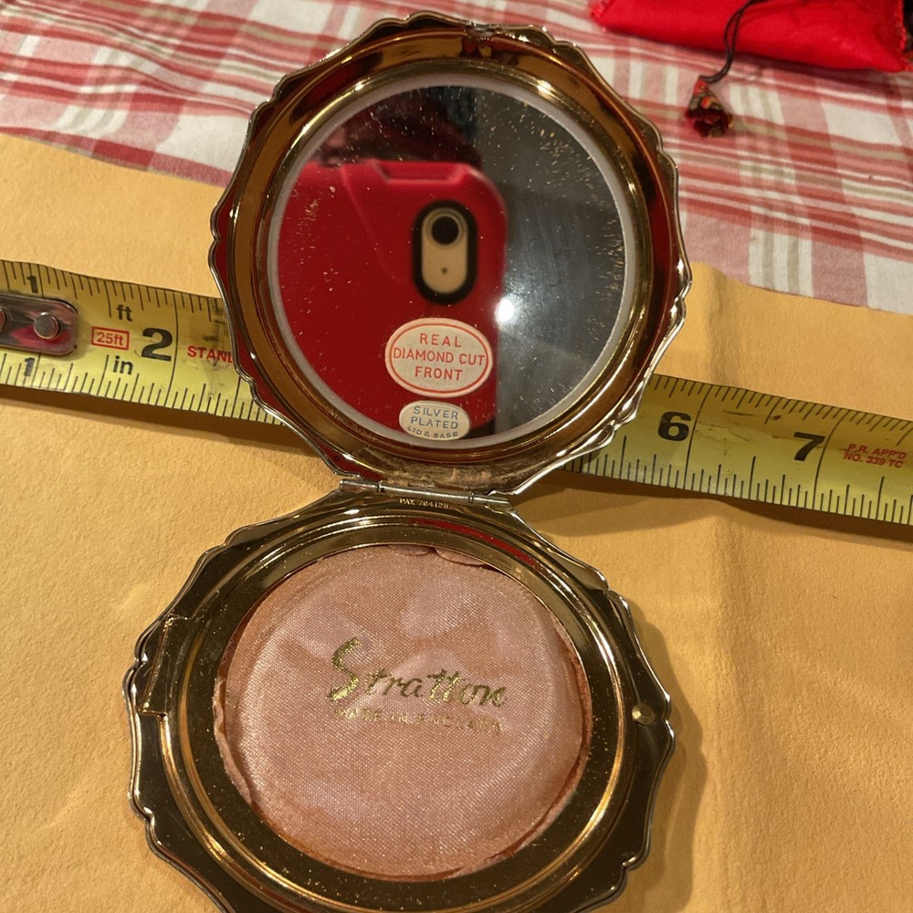 Stratton silver Plated , mirror, hinged powder cover inside Never Used.