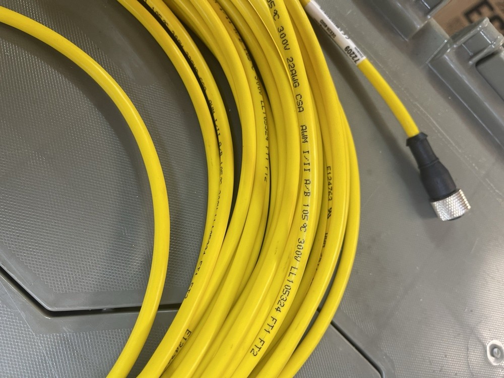 BANNER DEE2R-850D, COMMUNICATIONS CABLE ASSEMBLY, 72209,