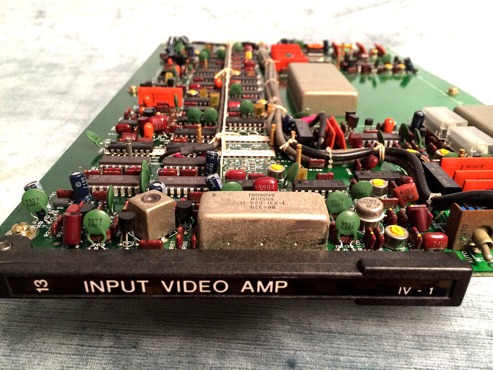SONY BVT-2000 TIME BASE CORRECTOR CIRCUIT BOARD #13 INPUT VIDEO AMP ( IV-1 ) #13