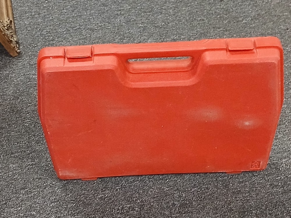 Engine Compression Tester Set Mod 46800 with Case By Harbour Freight