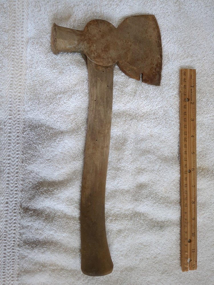 Vintage Antique Small Hatchet - Carpenter / Campfire / Nail Puller / Hammer