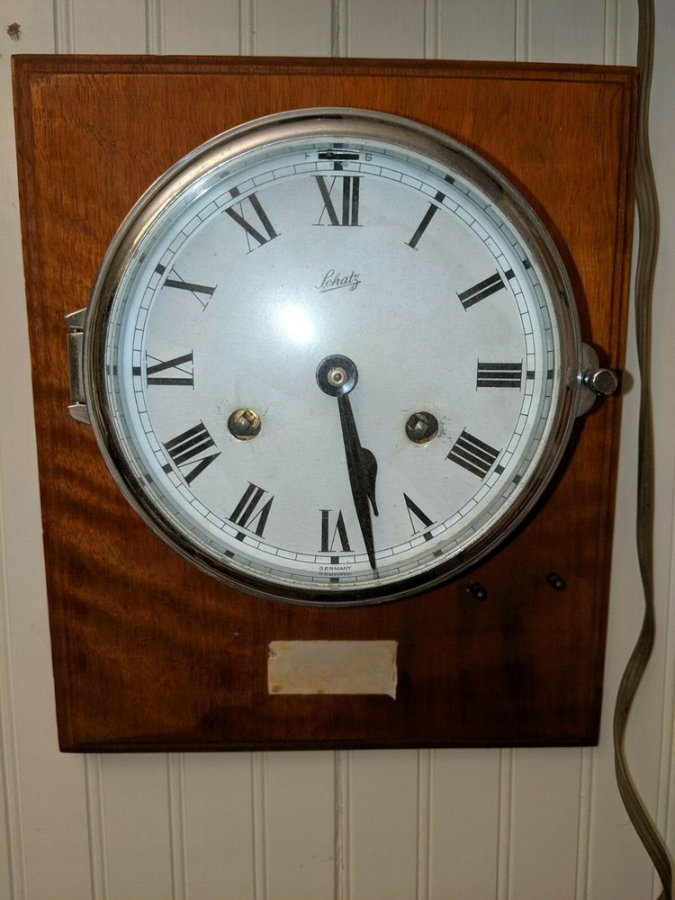 Schatz Mariner Nautical Maritime clock Presentation