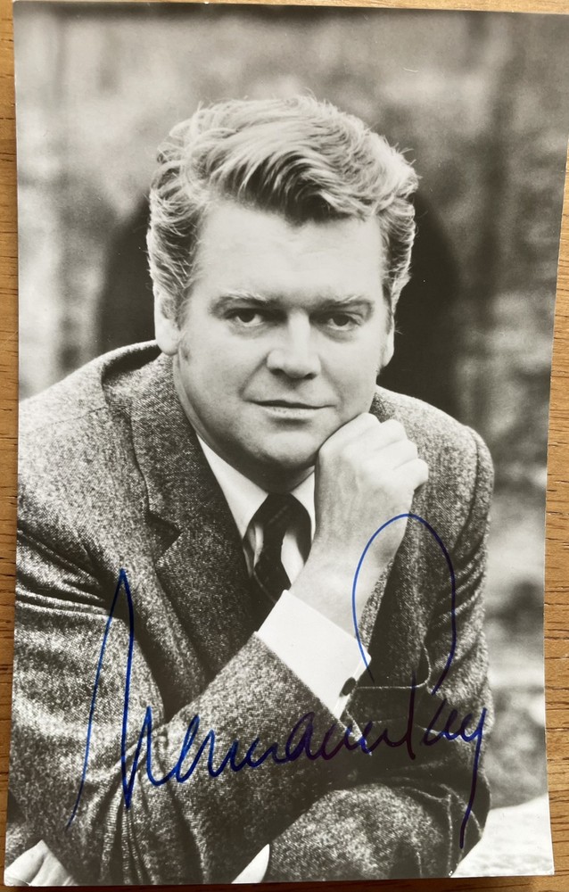 German Baritone Herman Prey Autograph Photo