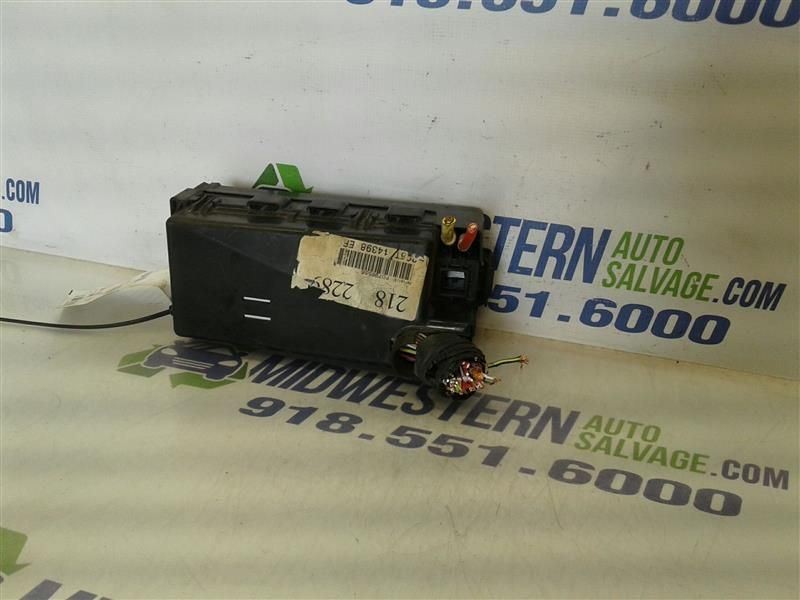 Fuse Box Engine Fits 03 AVIATOR 8251877