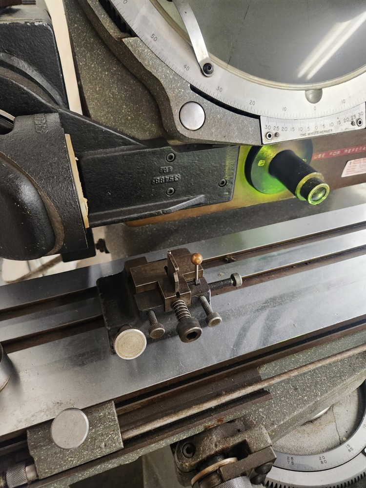 JONES AND LAMSON OPTICAL COMPARATOR MODEL PC-14A