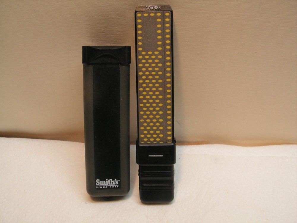 Smith's  4-Inch FINE & COARSE Diamond Combo Sharpening Stones Case & Handle