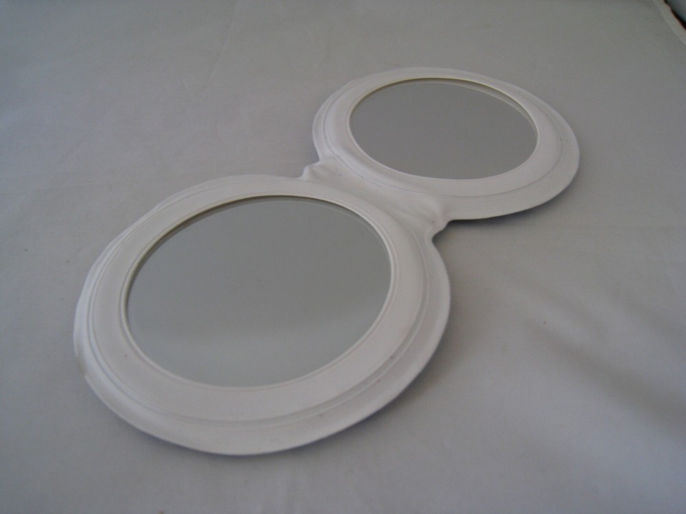 Convenient Folding Portable Embossed Blue and White Magnification Mirror