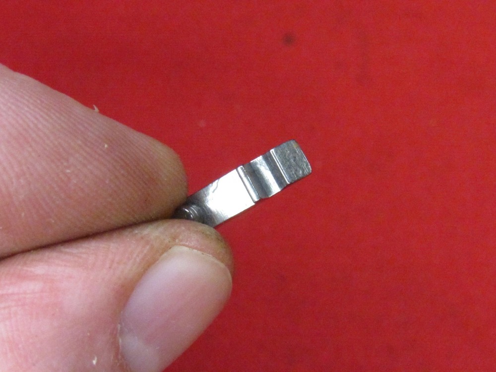 Savage / Stevens / Springfield 67 77 124 840 Left Side Extractor w/ Guide