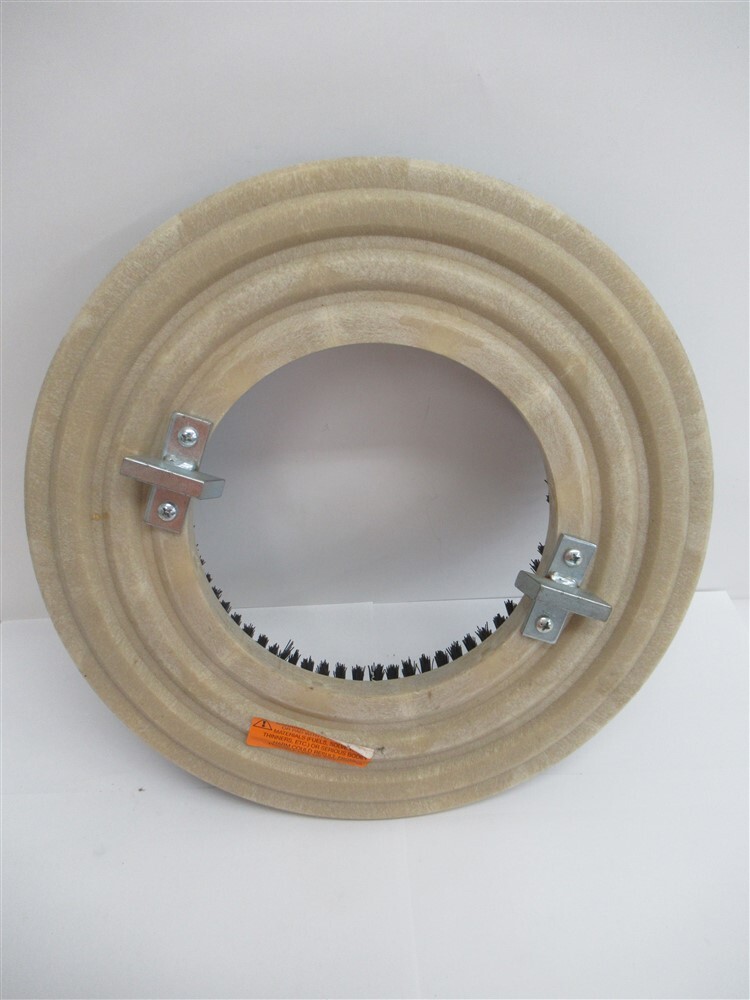 18" Floor Scrubber Pad, 9-1/2" Inside Hole