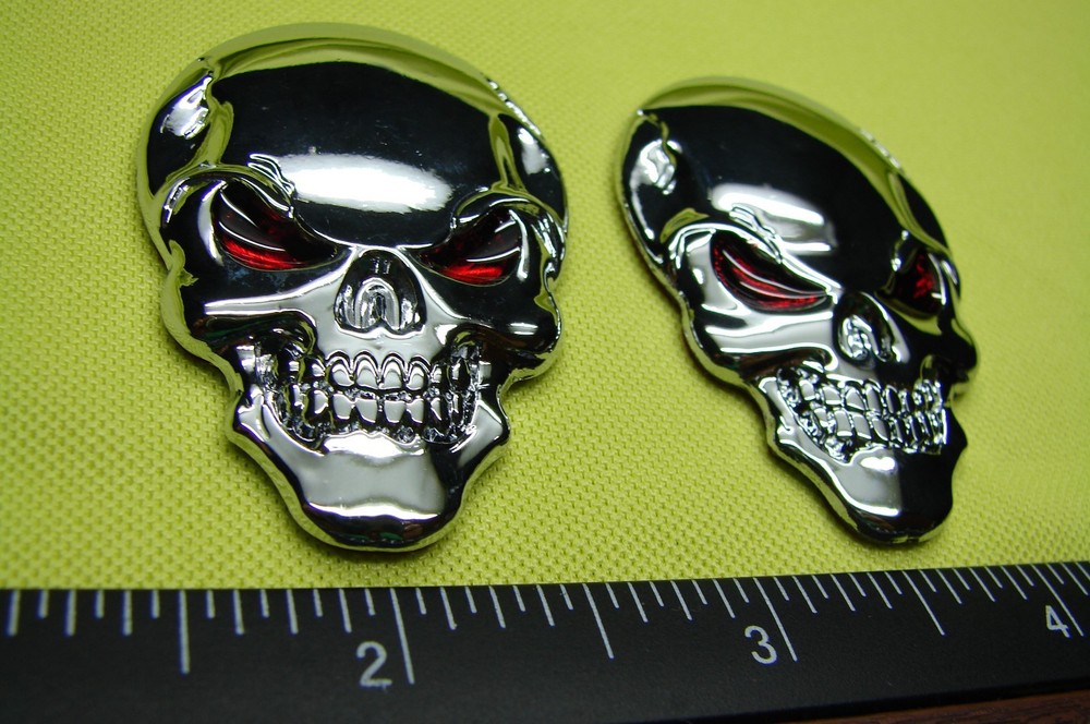 (2) SKULL METAL 3D EMBLEMS DECALS STICKERS LOGO. SILVER CHROME FINISH