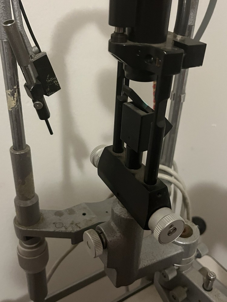 Topcon Slit Lamp Biomicroscope on Motorized Stand