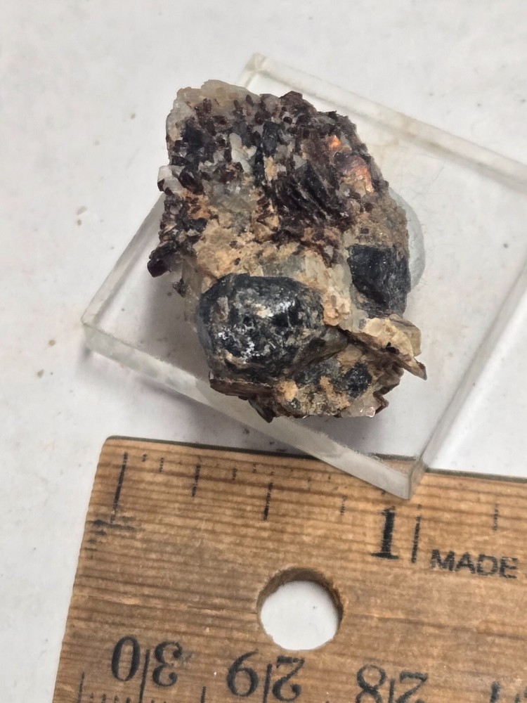 Beautiful Sapphirine specimen