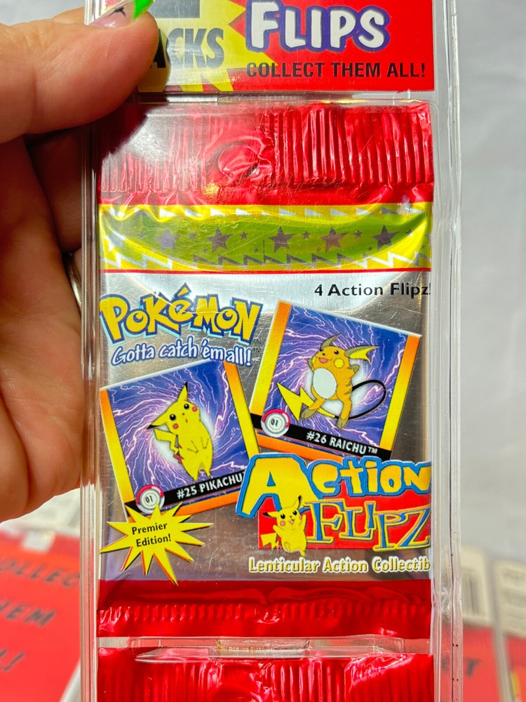 POKEMON ACTION FLIPZ 7 Rack Displays
