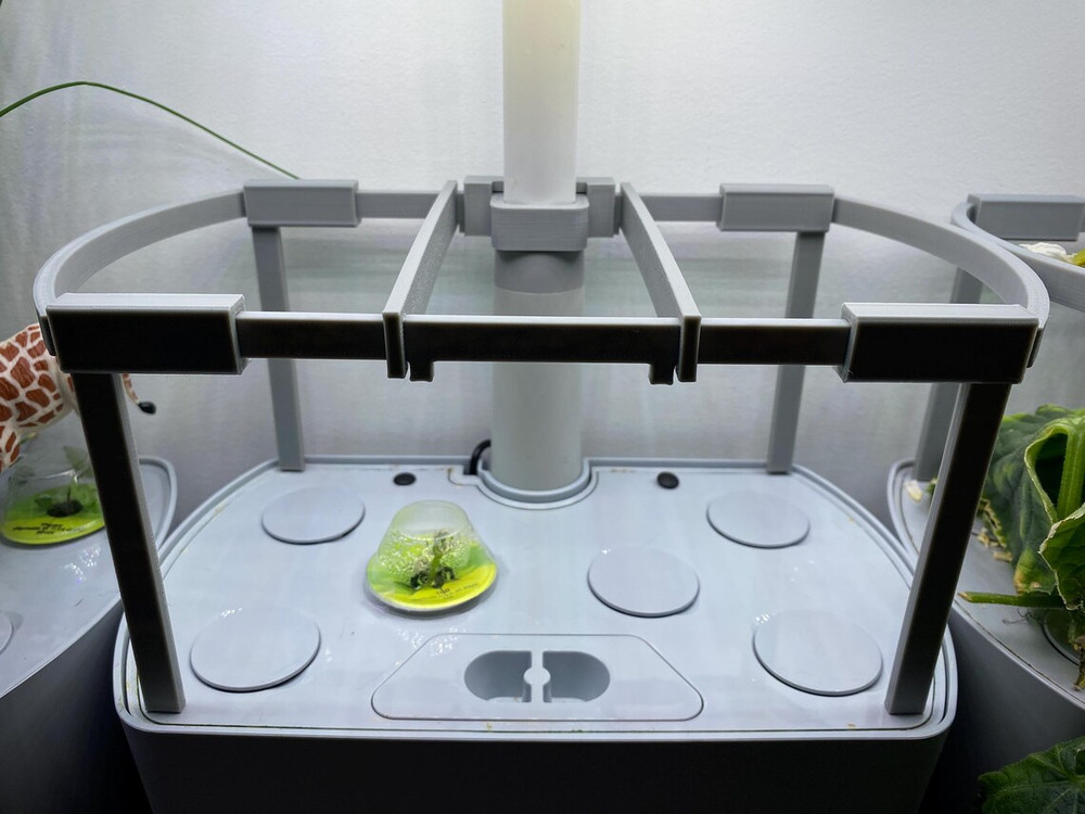 AeroGarden Harvest Trellis
