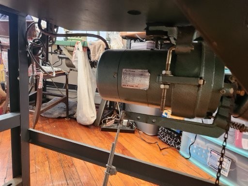 An Industrial sewing machine overlook Yuki