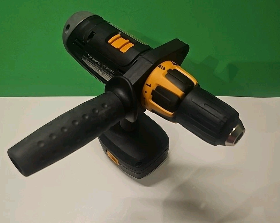 Panasonic EY6950 18V Volt 1/2" Hammer Drill Driver & Battery , Handle