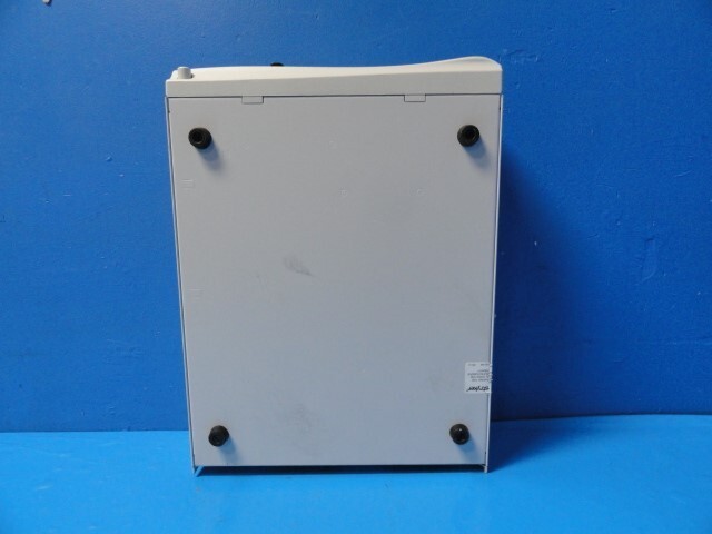 Stryker XL-7000 Light Source ONLY (No Lamp Module) ~ 31930