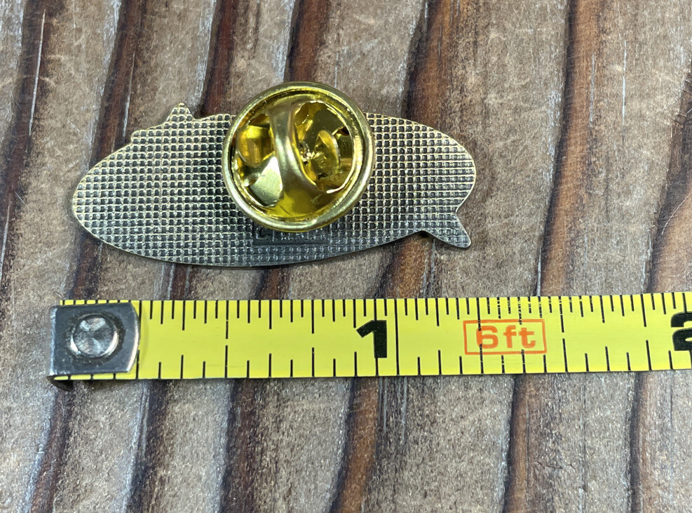 Making the Difference lapel pin badge gold tone star