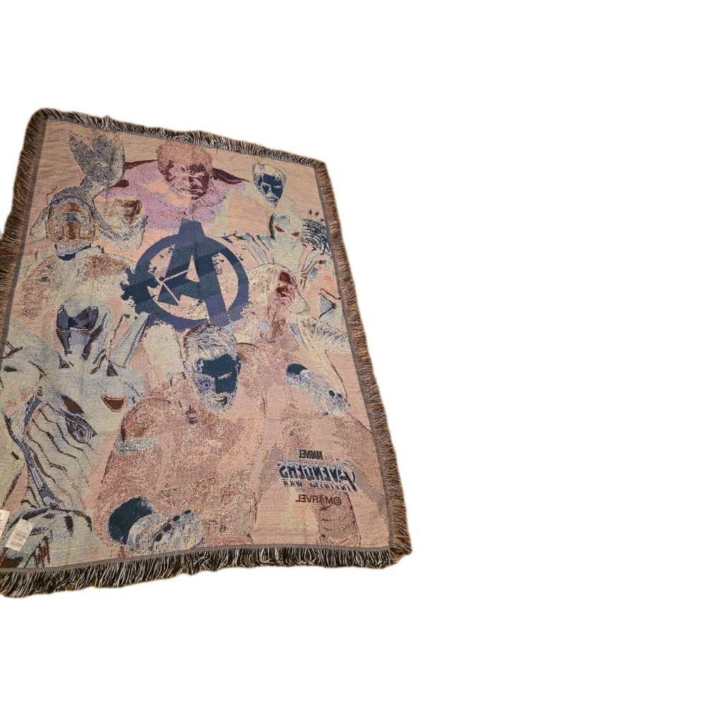 Marvel Avengers Infinity Wars Woven Throw 4' X 5'
