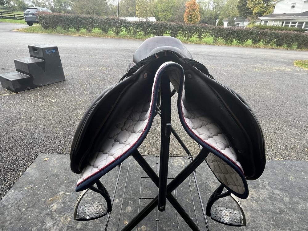 2023 Antares Evolution 16.5 Saddle