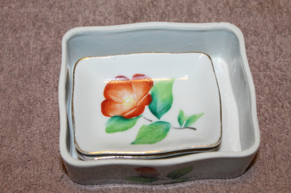 Original WW2 U.S. Occupied Japan Ceramic Three Piece Cigarette Box & Ashtray Set