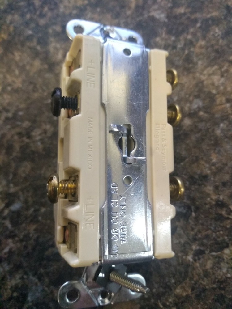 Pass Seymour 696I 15A Double Toggle Combination 3 WAY Single Pole FREE SHIP 0