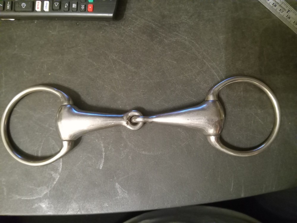 eggbutt Hollow mouth snaffle bit 5 in mouth