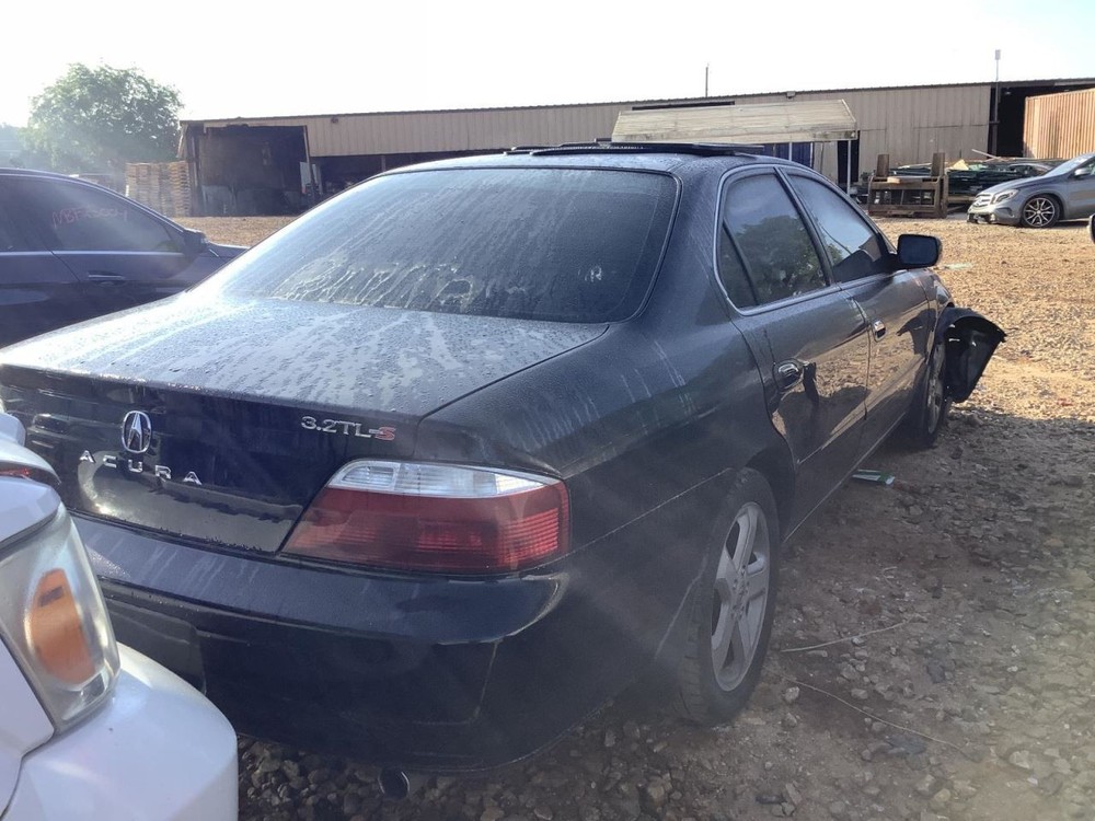 TL 2002 Glove Box 4673032