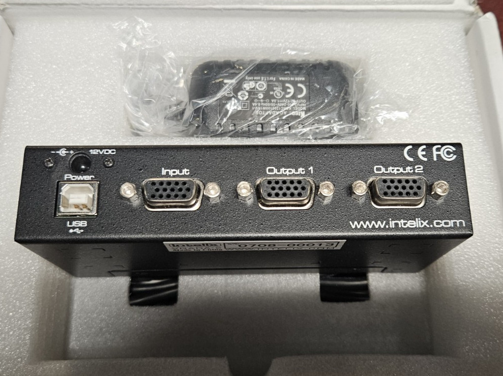 Intelix VGADA-2 1x2 VGADistribution Amplifier