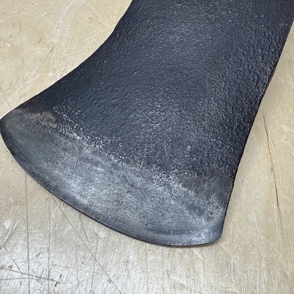 Vintage Unmarked 2lb 14.1oz Axe Head
