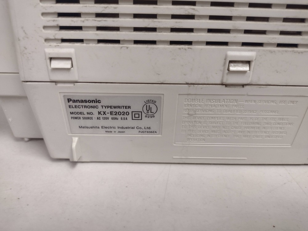 Panasonic Electronic Typewriter KX-E2020 - Read Description