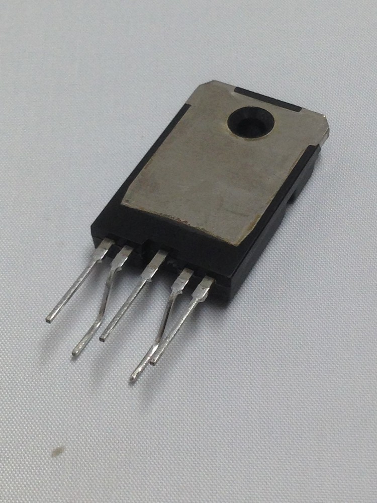 STR30130 VOLTAGE REGULATOR 1 pc