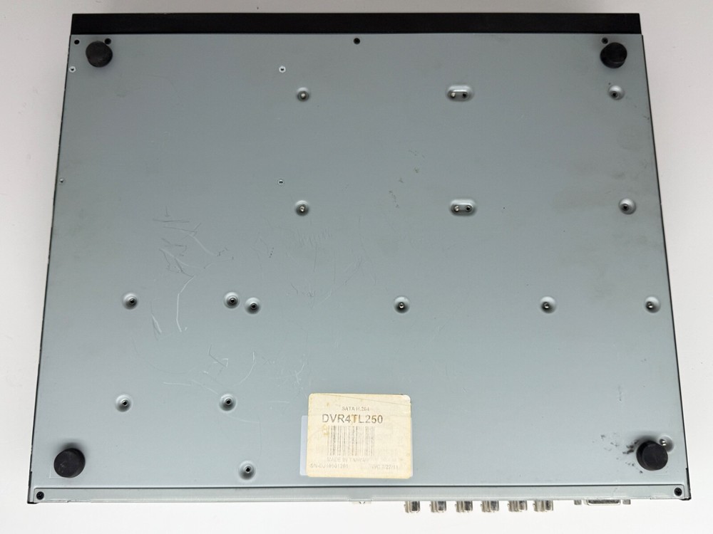 Speco Technologies DVR 4 Channel Digital Video Recorder DVR4TL250 UNTESTED READ