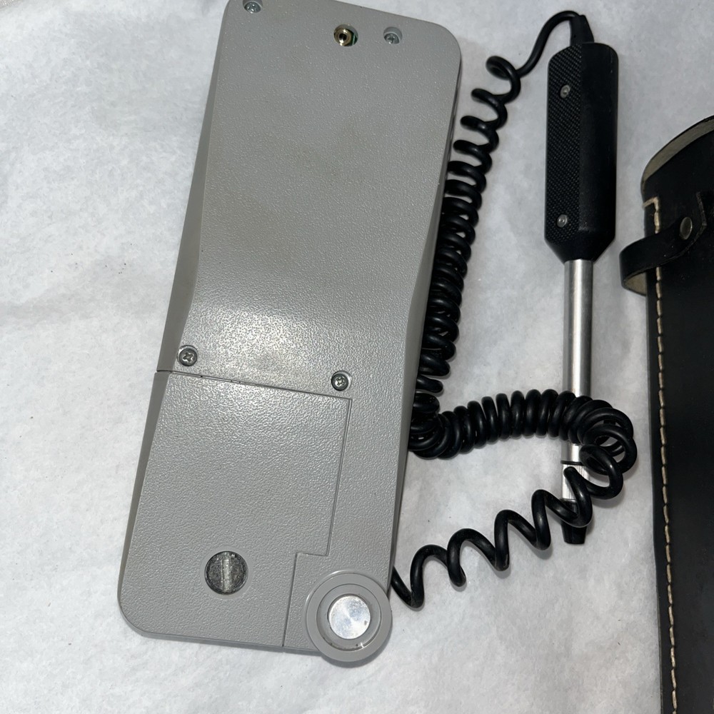 TIF 5500 Leak Detector With Case