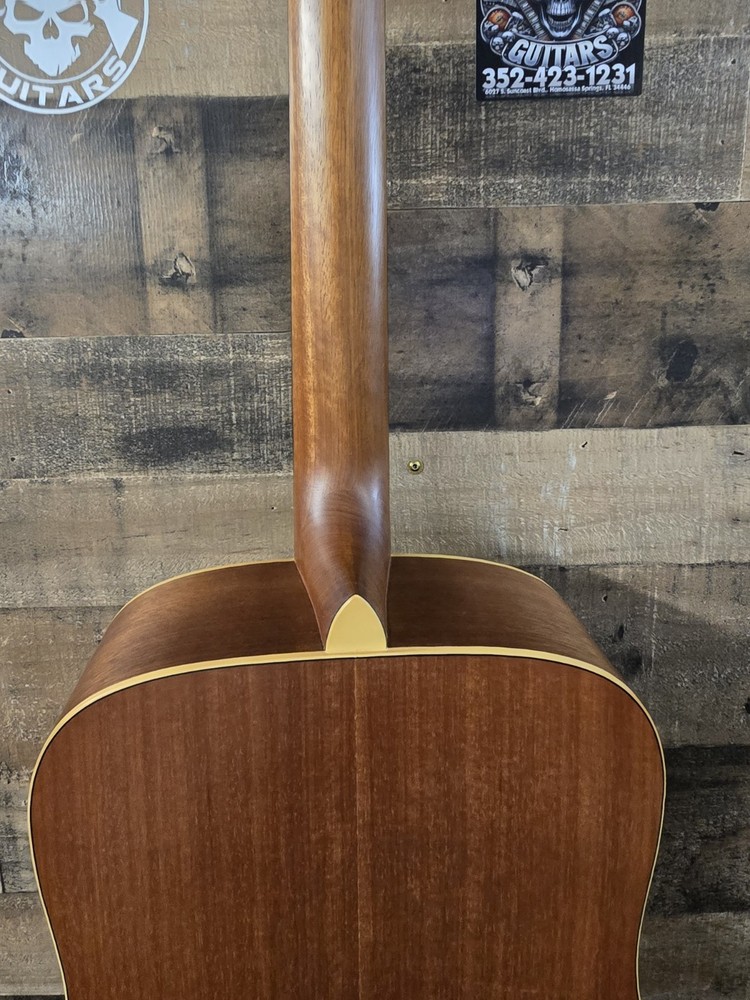 Takamine GS330S Solid Cedar Top Acoustic Guitar - W/Ohsc