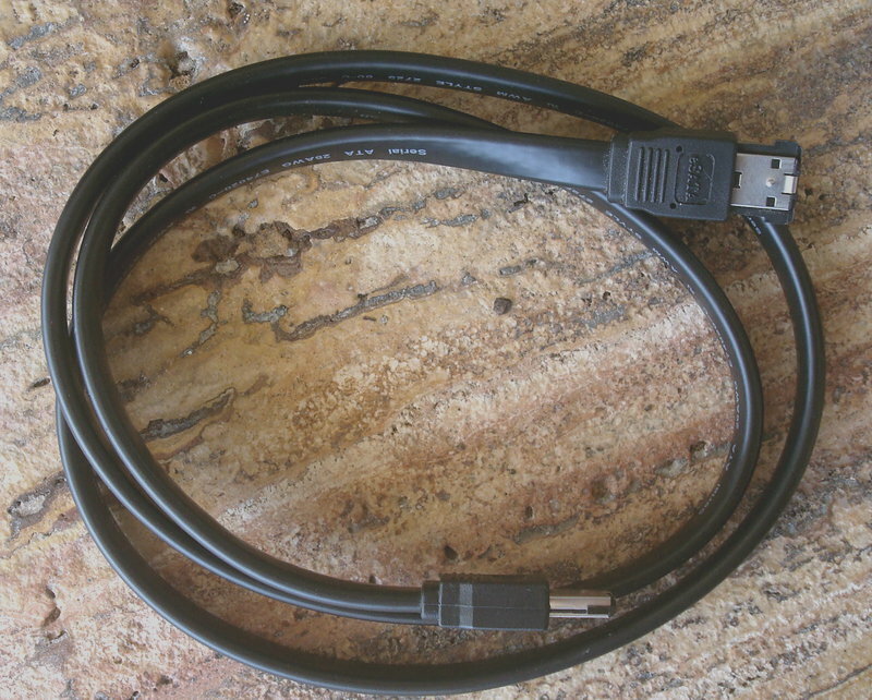 New StarTech eSATA Cable 3 ft. Shielded External eSATA M/M
