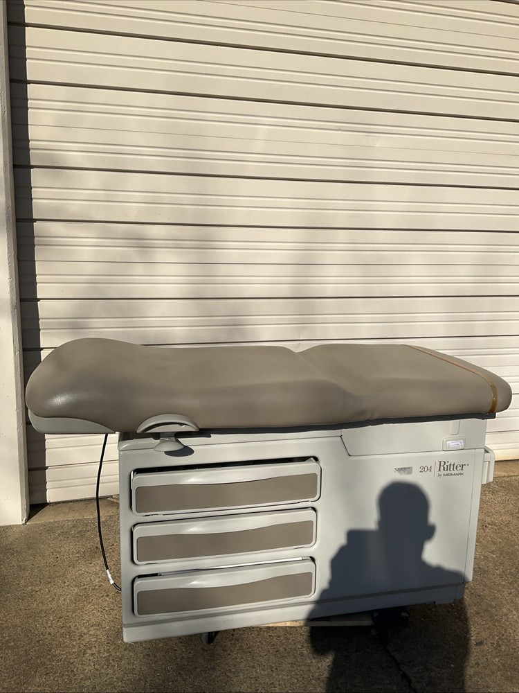 Midmark Ritter 204 Exam Table 204