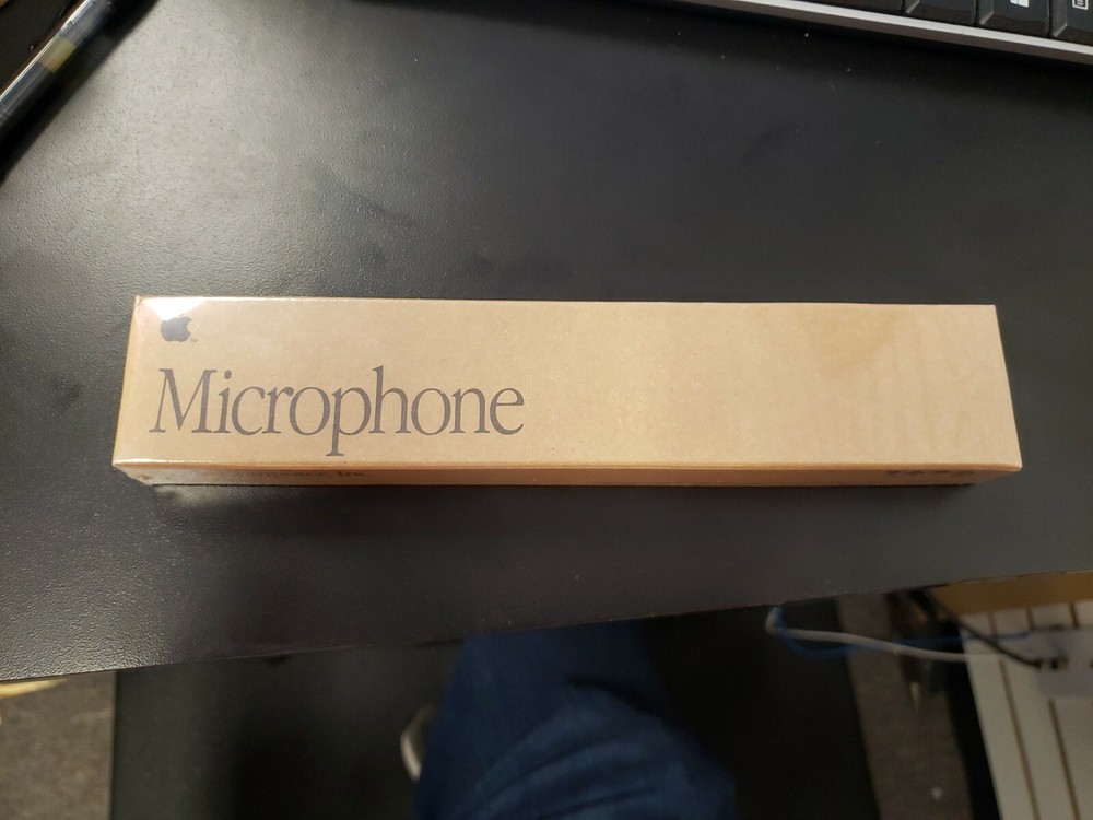 1991 apple microphone, new in box, 699-5103-A