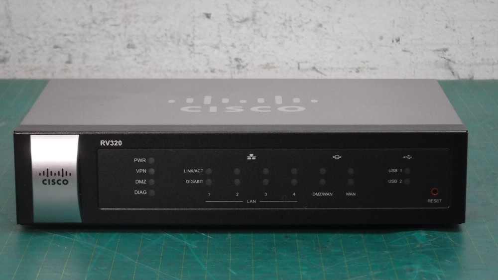 Cisco RV320 DUAL WAN VPN ROUTER