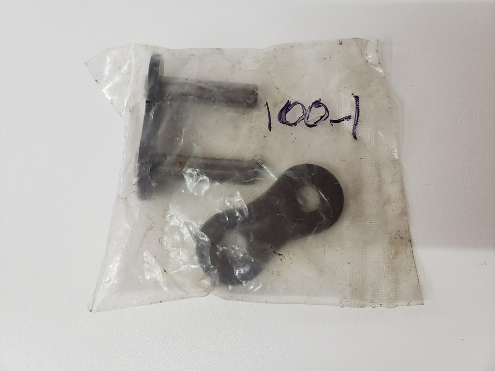 UNUSED - 100-1 Master Link  Roller Chain Link 100