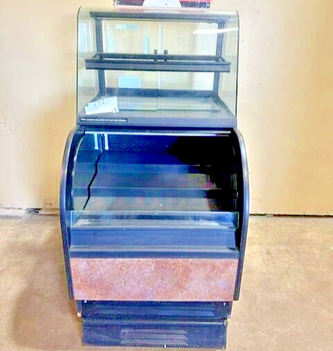 STRUCTURAL CONCEPTS OASIS BAKED GOOD DISPLAY W/REFRIGERATED BOTTOM DISPLAY CASE