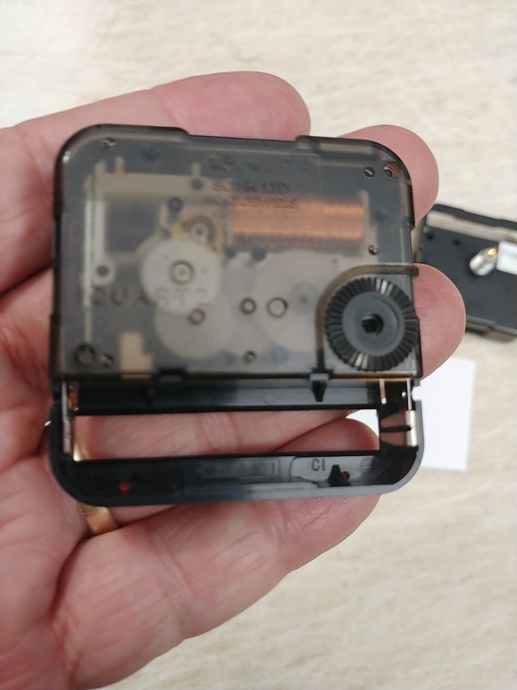 2 QUARTZ CLOCK HI-TORQUE AA MOVEMENTS P1442