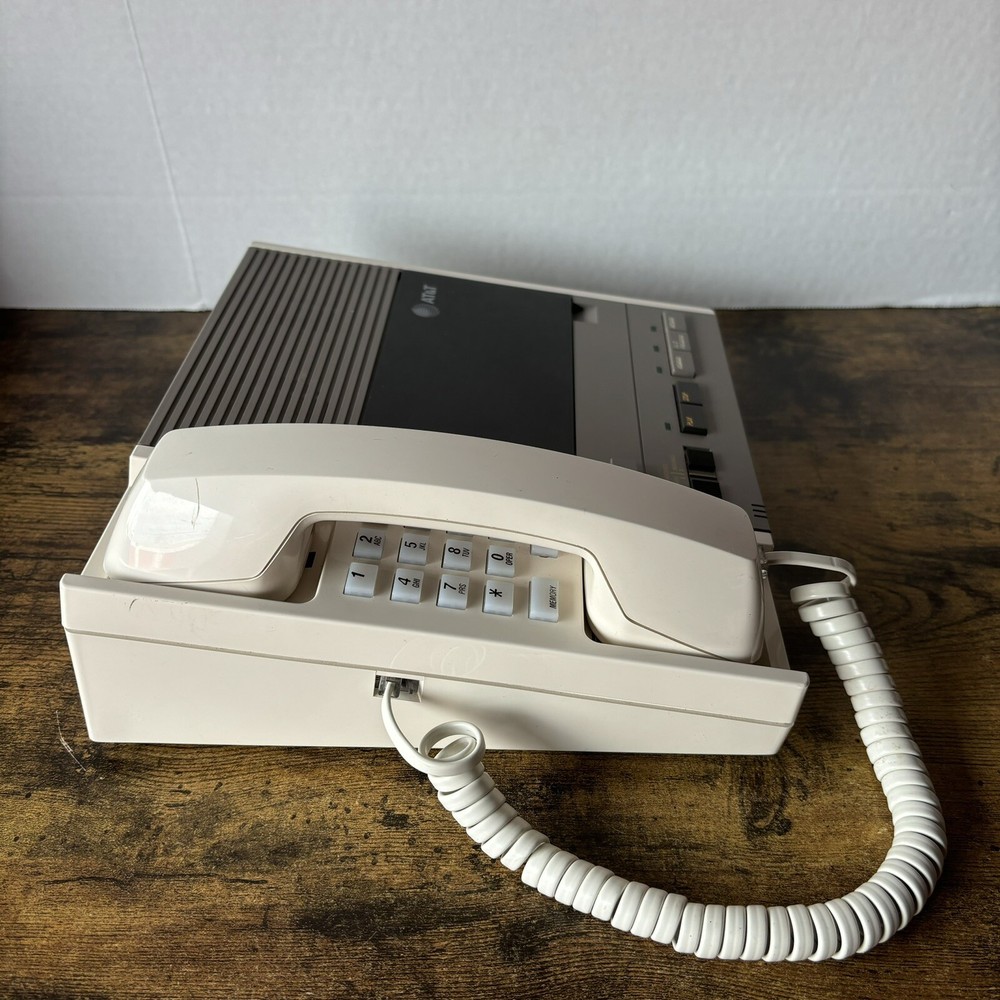 AT&T Model 1510 Answering System Retro 2-Way Programmable Office Phone - White