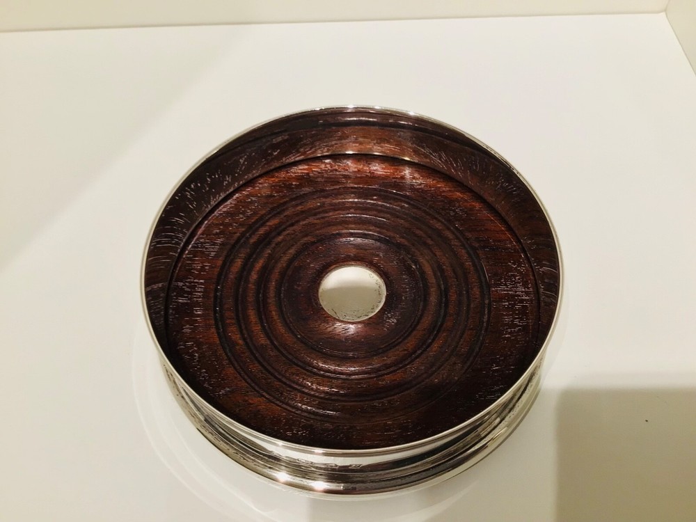 Quality Solid Silver Wine Bottle Coaster or Slide, London 1986