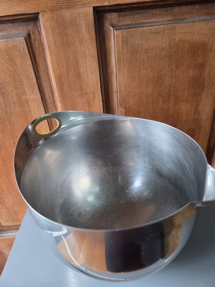 Michael Graves Design Stainless Steel Medium Footed Mixing Bowl