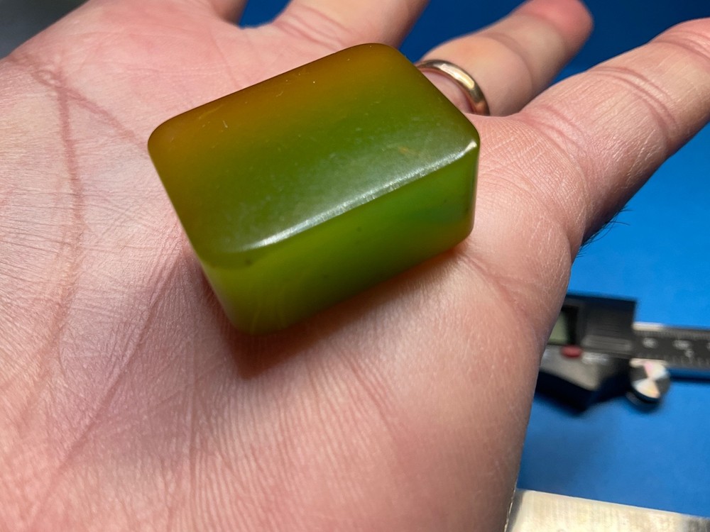 ———BEAUTIFUL BAKELITE PENCIL ✏️ SHARPER ————B-S