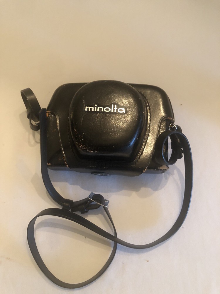 Minolta HI-MATIC 11 [preowned/untested]