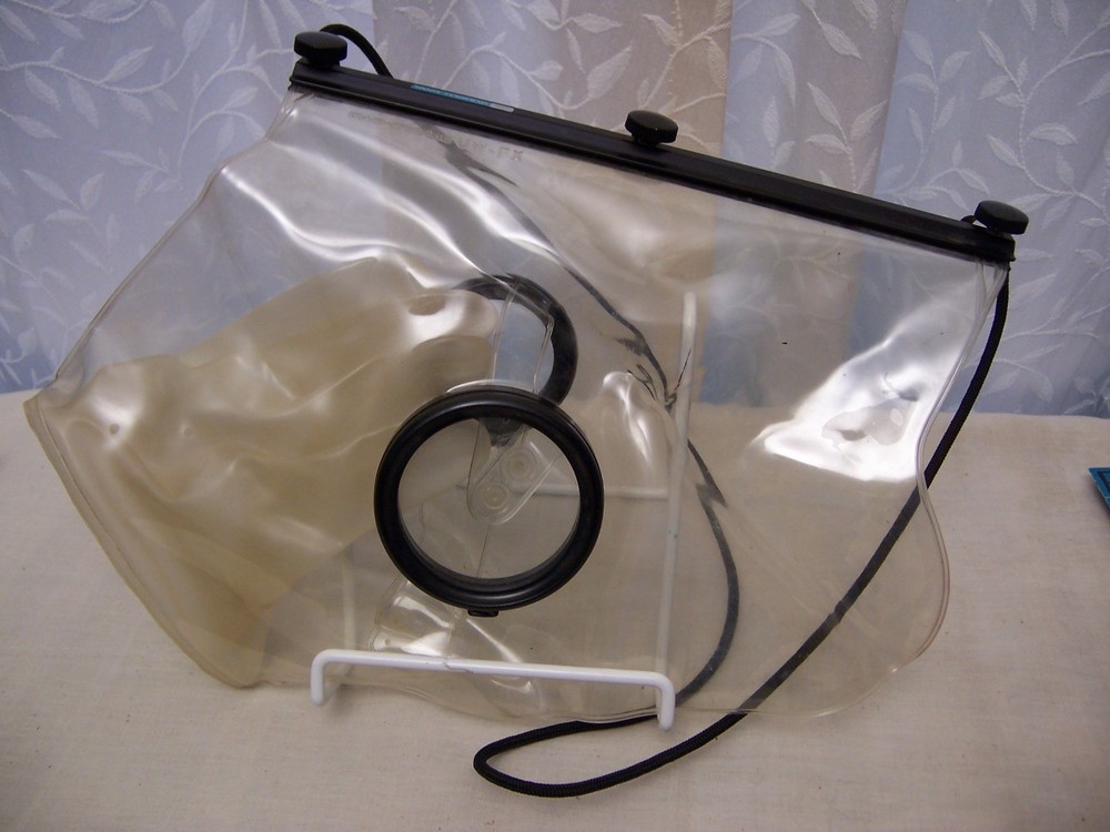 ewa-marine underwater housing - model uw-fx - untested, unknown camera