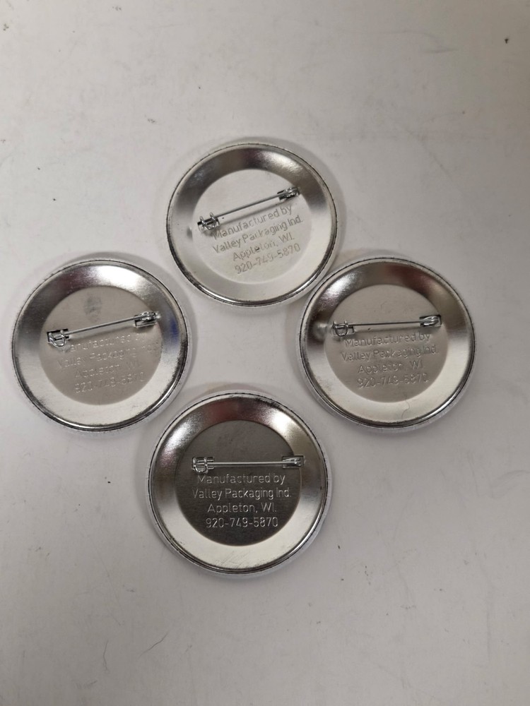 Oshkosh Sawdust Days Button Lot 04-07